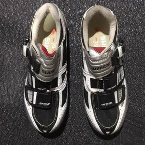 Shimano R132 Cycling Shoes
